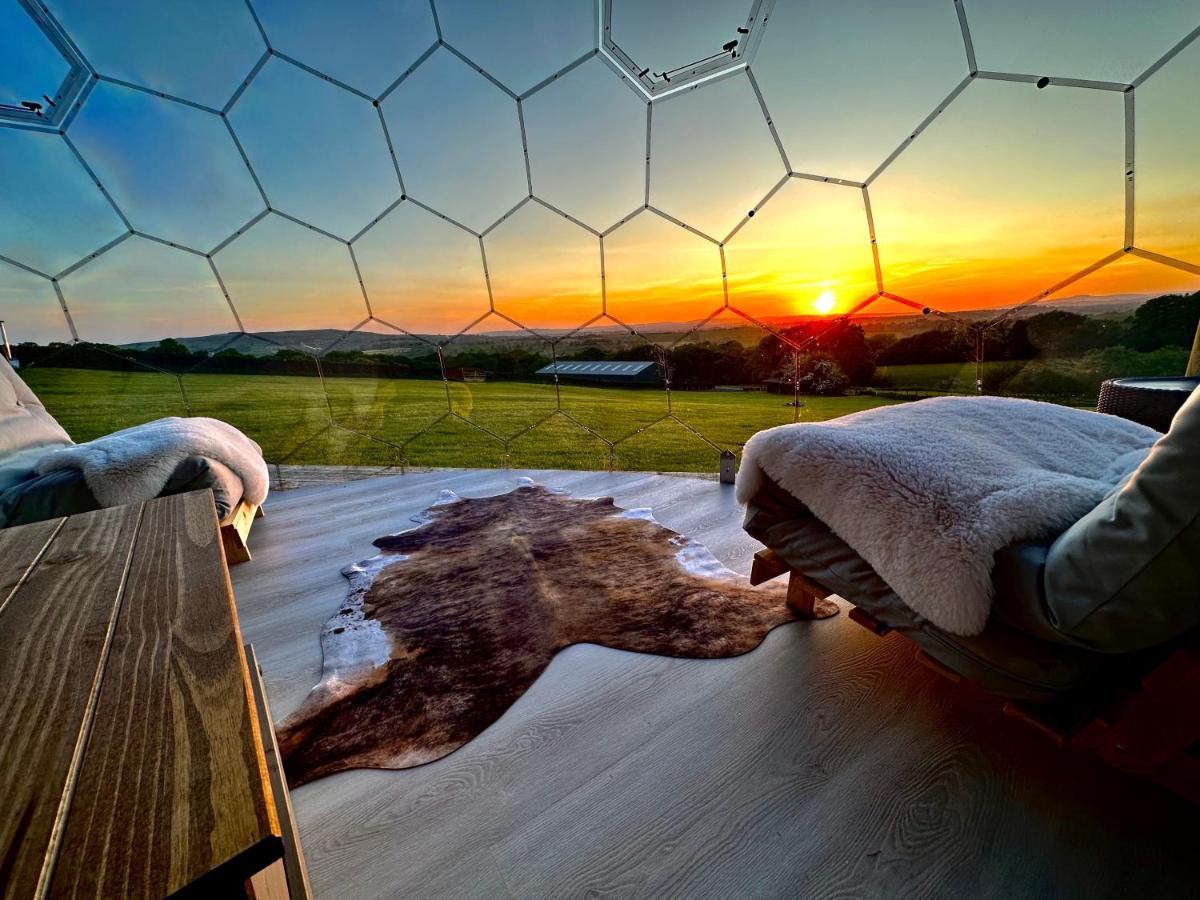 Earby Deerstone Glamping-Pinhaw Beacon Dome Hot Tub酒店 外观 照片