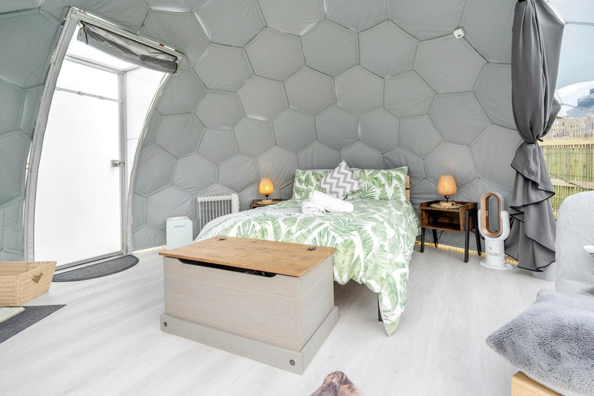 Earby Deerstone Glamping-Pinhaw Beacon Dome Hot Tub酒店 外观 照片
