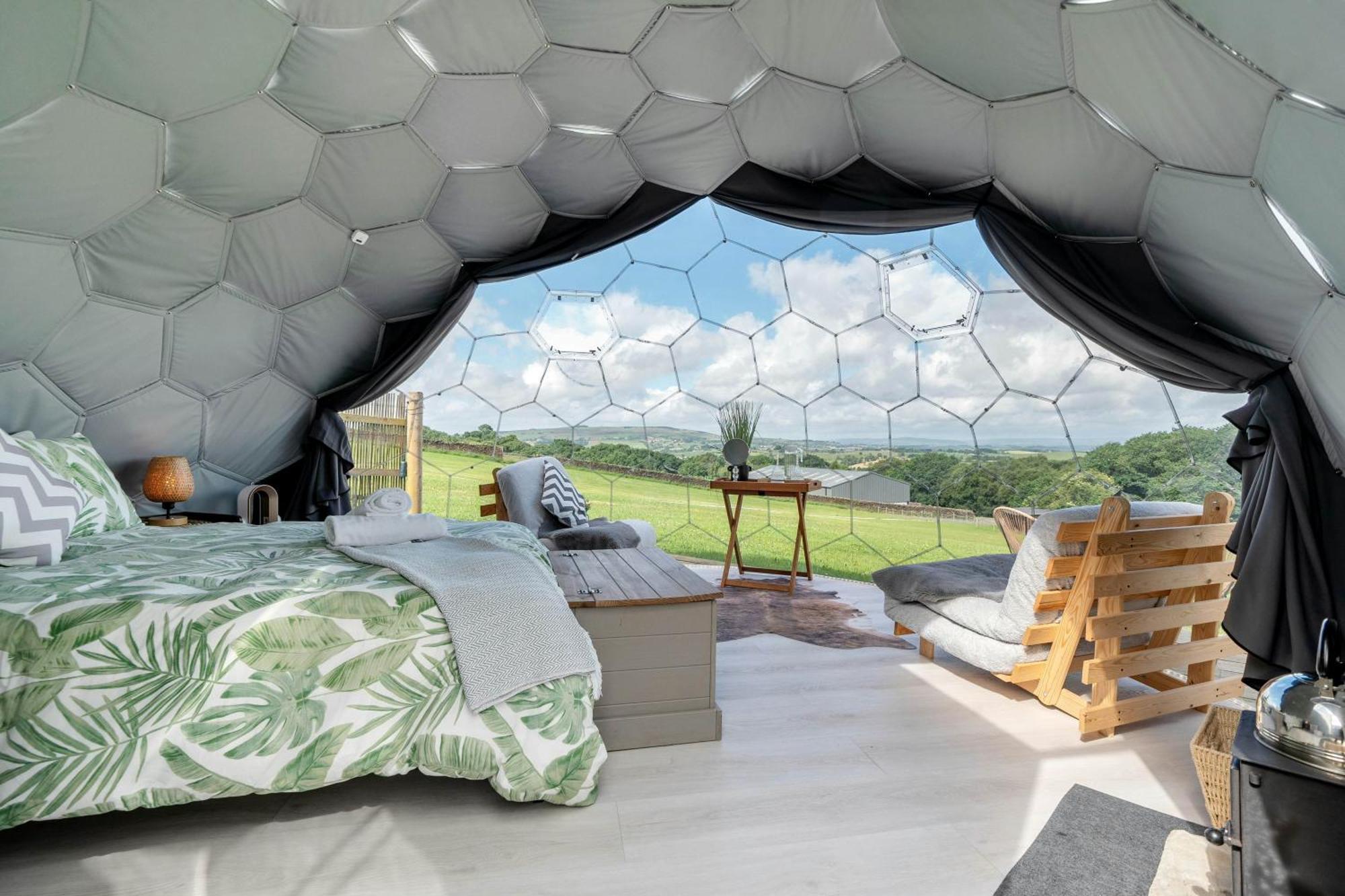 Earby Deerstone Glamping-Pinhaw Beacon Dome Hot Tub酒店 外观 照片